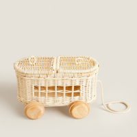 Adorable élégant chariot à jouets en rotin Rotin naturel Chariot pour enfants pour la crèche Fait à la main Rotin de haute qualité Chariot pour bébé