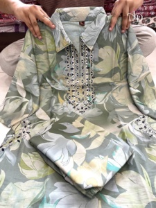 La mayoría de las ventas de trabajo manual completo nuevo conjunto de cordón de verano para las mujeres de oficina y ropa casual a precio al por mayor - Product Image 6