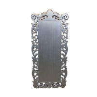 Miroir vintage style européen, accessoires en bois anciens fabriqués par des artisans indonésiens pour la décoration intérieure