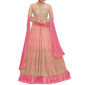 Salwar Kameez en soie pakistanaise entièrement brodée, sur mesure, prêt-à-porter, collection pour occasions spéciales - Product Image 4