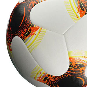 Ballon de Football Football en Cuir PU Match de Sport 2024 Nouveau Style Fabricant Pakistanais avec logo personnalisé Ballon de Football - Product Image 3