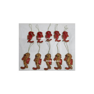 เครื่องประดับคริสต์มาสที่แขวนประดับด้วยลูกปัดสีทองรูปม้าทะเลทำด้วยมือตกแต่งต้นไม้ - Product Image 1