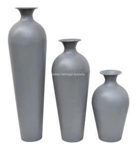 Jarrón de Flores Contemporáneo de Hierro Forjado para Bodas y Eventos; Modelo Indiana IHA2408; Marca IHA, Venta al Por Mayor Disponible - Product Image 3