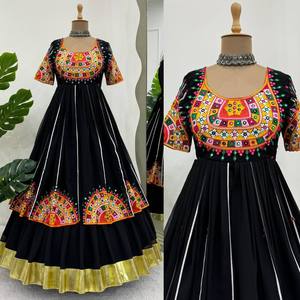 PRÉSENTATION DE LA NOUVELLE SÉRIE 5000 DE LA COLLECTION NAVRATRI DU GARBA FESTIVE - Product Image 1
