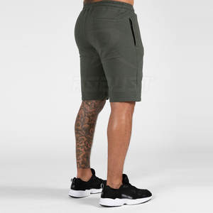 2024 hommes Shorts de gymnastique personnalisé haute rue Style solide motif non tissé tissage décontracté et à la mode entraînement vêtements de course - Product Image 3