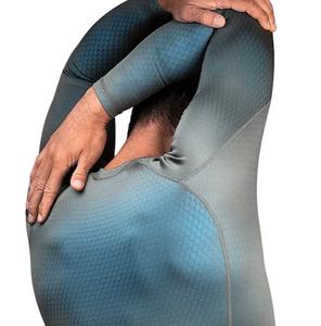 Super vente hommes Compression Fit Athletic Rash Guards finition brillante Protection UV Sportswear à séchage rapide Performance Top en vente - Product Image 4