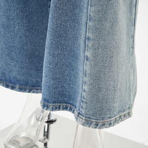 กางเกงยีนส์ขาบานสำหรับผู้หญิงแนวไฮสตรีทกางเกงยีนส์ขาใหญ่ฟอกซีดหลายกระเป๋าหลายกระเป๋า - Product Image 4