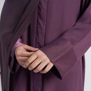 Abaya Kimono Lila Polvoriento de Satén Sencillo con Silueta Recta y Cintura Natural - Product Image 5
