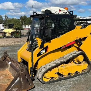 Chargeuse compacte diesel 226B3 d'occasion à faible consommation de carburant et garantie d'un an à vendre - Product Image 1