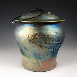 Urna Funeraria de Alta Calidad Estilo Americano, Fabricada a Mano en Aluminio/Latón para Seres Queridos, a Precio de Mayoreo desde India - Product Image 6