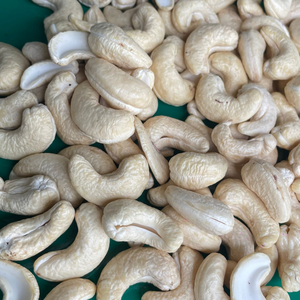 เม็ดมะม่วงหิมพานต์เกรด LWP จากเวียดนาม - Product Image 1