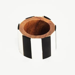 Servilletero de moda, soporte de diseño de mesa, servilletero de acabado múltiple para ocasiones de fiesta - Product Image 1