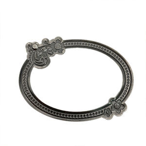 83mm Antique Metal Oval Emboss Flat <b>Picture</b> Embellishments <b>Frame</b> - Product Image 3