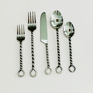 Nouveau ensemble de couverts personnalisés en argent de luxe Portugal avec bracelet coupe ronde design poignée en or ensemble d'ustensiles - Product Image 5