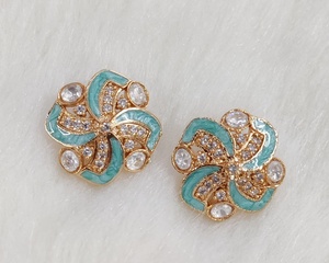 Boucles d'oreilles Moissanite de haute qualité Meenakari travail boucles d'oreilles d'usure minimale idéales pour les tenues de fête, tenue décontractée légère, confortable - Product Image 6