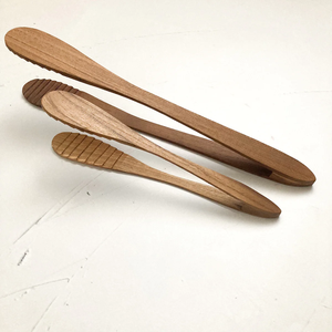 Pince à glaçons en bois à bon prix extrêmement bonne conception Pince à glaçons en bois faite à la main pour accessoires de bar - Product Image 4