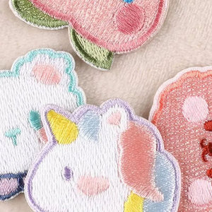 Parche bordado de hierro 3D personalizado de fábrica, diseño de moda, parches bordados grandes para ropa de alta calidad - Product Image 2