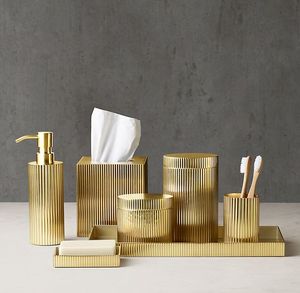 Ensemble de salle de bain martelé en acier inoxydable doré de 8 accessoires de salle de bain de haute qualité au design personnalisé pour la maison et l'hôtel - Product Image 5