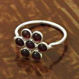 Bague en argent sterling 925 en gros, bague bohème élégante faite à la main avec pierre précieuse grenat multicolore pour mariage et cadeau de fête - Product Image 5