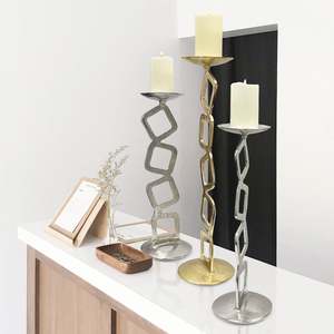 Support de bougie géométrique en aluminium WB Inc India pour la décoration intérieure, Noël, mariage, éclairage - Métal durable, personnalisable - Product Image 6