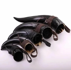 Cuerno vikingo 60ml Vaso de chupito ecológico pulido para Vodka Cerveza Whisky-Buffalo Horn Tequila Shots From Falak World Export - Product Image 1