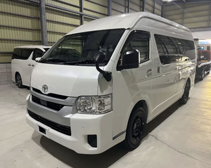 Envío Inmediato: Hiace 2025 Seminuevo de 10 Plazas, Diésel Turbo, Ideal para Uso Industrial y Personalizado - Product Image 1