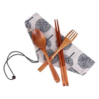 Top vente manche en bois en acier inoxydable plaqué or ensemble de couverts en métal ensemble de 5 pièces cuisine dîner