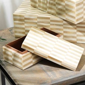 Fabricant indien fabriqué à la main style antique boîte à bijoux en incrustation de résine noire naturelle boîte à bagues à motif de bandes incrustées de corne - Product Image 3