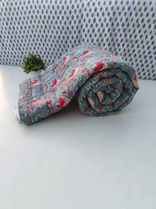 Colcha de Algodón Orgánico Queen Razai, Colcha Acolchada Hecha a Mano, Cubrecama Cálido Kantha - Product Image 5