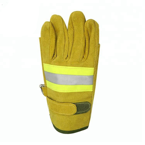 Guantes de trabajo de protección de manos duraderos y transpirables Recién llegado Guantes de bombero de cuero Guantes de bombero de la mejor fabricación - Product Image 2