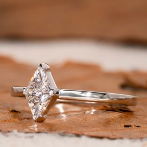 Nouvelle mode bague diamant en or forme de triangle ensemble de broches réglable femmes haute qualité vente chaude bijoux cadeau de fête en gros - Product Image 2