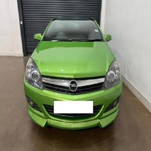 OPEL ASTRA GTC 1.8 2007 d'occasion, conduite à gauche/droite - Product Image 1