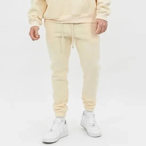 Survêtement d'hiver personnalisé pour hommes avec fermeture à glissière à capuche coupe ajustée nouveau motif uni polaire technique de jogging en coton vierge - Product Image 5