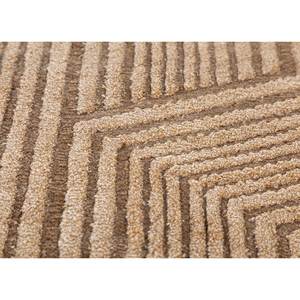 พรมอะคริลิคถักมือลายเรขาคณิตสีเบจน้ำตาลคลาสสิก รุ่น Aprezo สำหรับบ้าน สำหรับทางเดิน รูปทรงสี่เหลี่ยมผืนผ้า รุ่น AIAR-3019 - Product Image 3