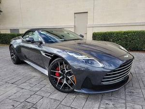 2025 asequible aAsto-nn mMar-tinn DB12 Volante - Product Image 3