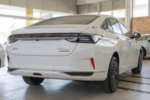 ราคาดีที่สุด คุ้มค่าที่สุด รถซีดานไฮบริด Dongfeng A60 MAX ปี 2023 - Product Image 3
