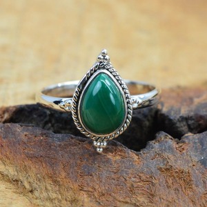Boho Style 925 Sterling Silver malachite Gemstone Ring Bijoux Bague en argent faite à la main Bijoux pour femmes Cadeau de mariage pour elle - Product Image 4