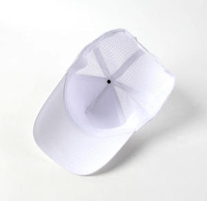 Casquette de golf unisexe respirante de haute qualité, imperméable, avec logo personnalisé en caoutchouc perforé, 5 panneaux, découpe au laser, trous, casquette de sport - Product Image 4