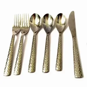 Tenedor básico de acero inoxidable con acabado suave perfecto para servicios de catering comidas diarias y elementos esenciales de cocina de la India - Product Image 6