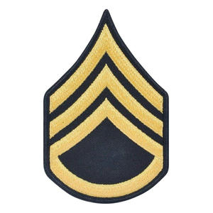 Badges classés brodés personnalisés avec des options de logo personnalisé de couture durable pour la décoration d'uniforme et la tenue formelle - Product Image 1