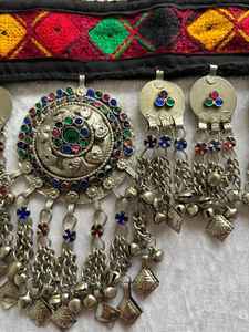 Usine directe forme/motif personnalisé dames en acier inoxydable ensembles de fête de mariage fabriqués à la main Vintage Afghan cadeau de haute qualité - Product Image 4