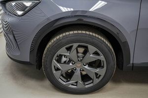 Nouveau modèle 2026 Formmentor 1.5 ETSI DSG SUV, faible kilométrage, feux LED, à vendre - Product Image 3