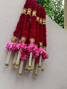 Decoración de Pared con Cuentas Rojas y Rosas de Jazmín, Decoración con Flores de Rosa para la Entrada, Perfecta para Fiestas y Eventos, Decoración Colgante para Patio - Product Image 5