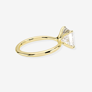 Anillo de Compromiso Solitario Pequeño con Diamante Cultivado en Laboratorio de Corte Radiante en Oro de 9k - Product Image 3