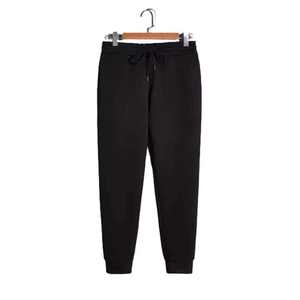 Survêtements de sport personnalisés en gros de jogging pour hommes vêtements pakistanais personnalisables OEM respirants survêtement en polaire décontracté - Product Image 3