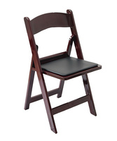 Chaise pliante en résine blanche en gros, portable et pliable pour hôtel, parc, mariage, événement, Wimbledon, extérieur, jardin