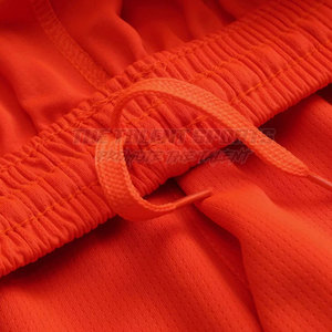 Uniforme de basket-ball durable pour hommes avec tissu doux au toucher et coutures durables, coupe moderne - Product Image 5