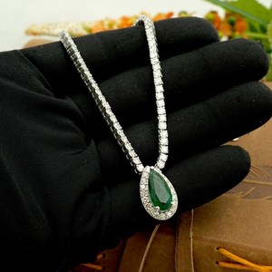Collar con Colgante de Esmeralda en Forma de Pera, Oro Blanco de 14k, Piedra de Nacimiento de Mayo, Joyería Fina, Elegante Regalo para Mujer - Product Image 2