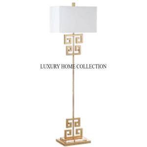 Lámpara de pie de metal de inspiración vintage con un elegante acabado industrial y un cálido brillo ambiental para interiores acogedores - Product Image 6