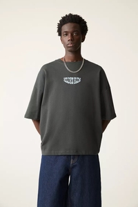 T-shirts pour hommes en coton 100% surdimensionnés rétro de haute qualité avec logo personnalisé imprimé, coupe ample, style streetwear, designs personnalisés, t-shirt à grammage élevé - Product Image 4